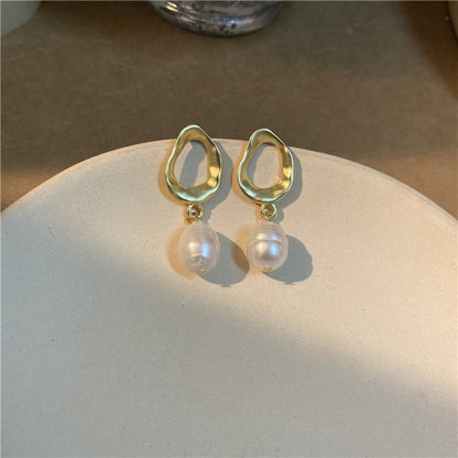 The Luminous Drop Pearl Earring
