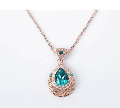 Hollow pattern jewelry set - Necklace and Earrings