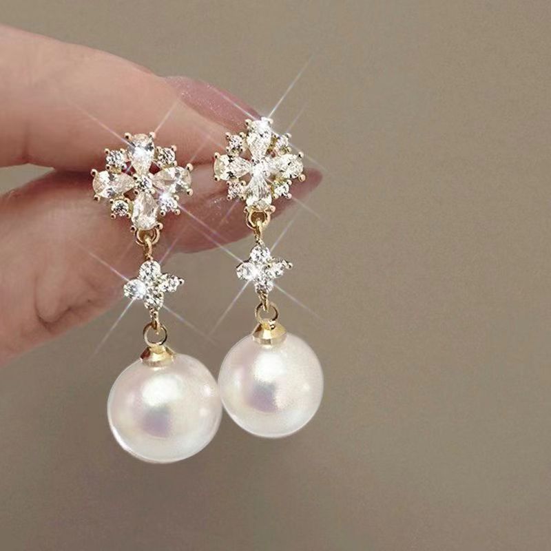 Pearl Collection Stud Earrings