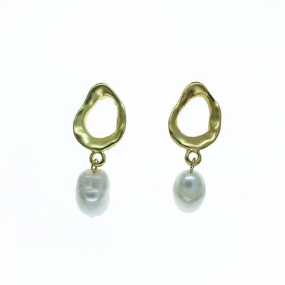 The Luminous Drop Pearl Earring