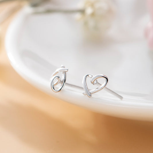 Korean Minimalist earrings Cute Love Designs