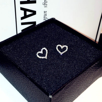 Crystal Halo Heart Stud Earrings | Elegant Black Onyx Style & Silver Pavé Heart Jewelry