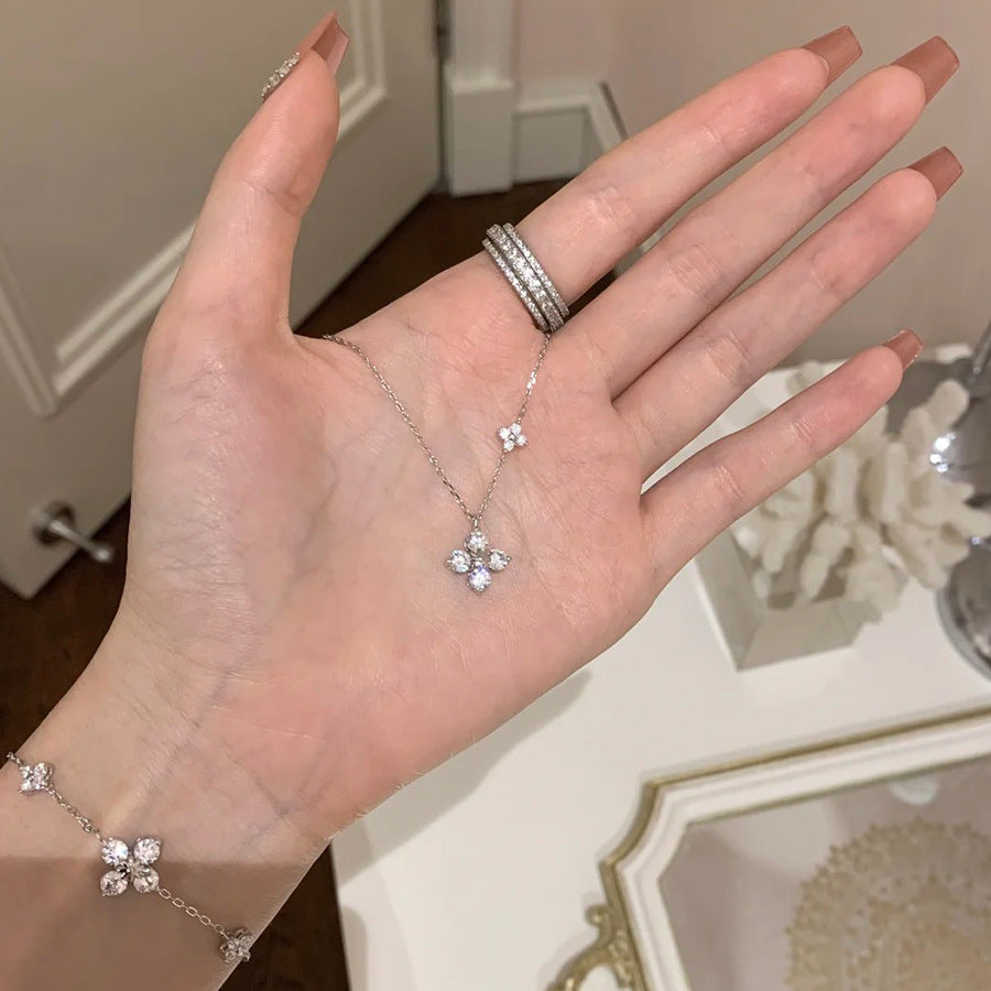 Chinese-Style Gourd Necklace For Women