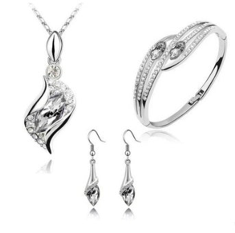 Jewelry Set - Earrings - Necklace and Bracelet Crystal Alloy