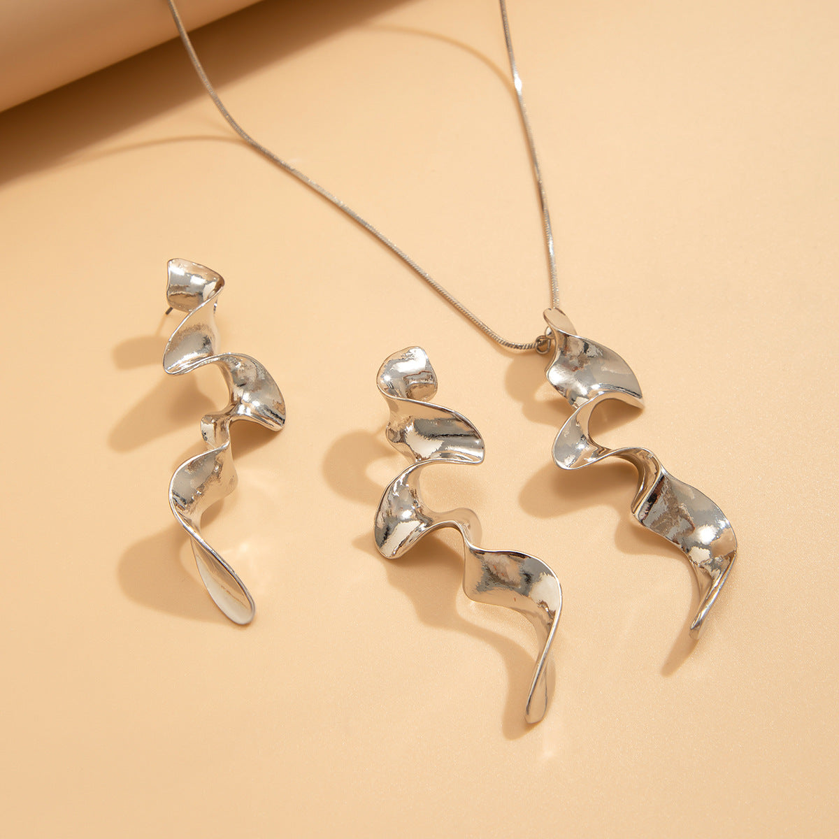Liquid Metal Cold Wind Geometric Design Necklace Earrings