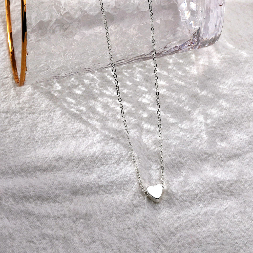 The Petite Heart Solitaire – Minimalist Link Chain in Gold & Silver
