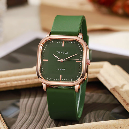 Women's Fashionable Dress Wearing Watch with Silicone Strap