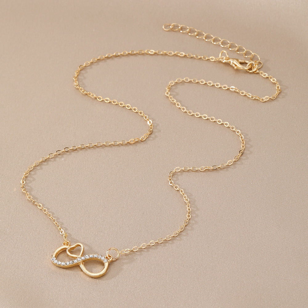 The Eternal Heart – Crystal-Accented Infinity Pendant on O-Link Chain