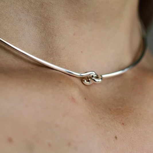 The Unity Knot Choker – Sleek Geometric Snake Chain in Polished Silver