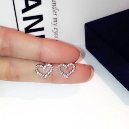 Crystal Halo Heart Stud Earrings | Elegant Black Onyx Style & Silver Pavé Heart Jewelry