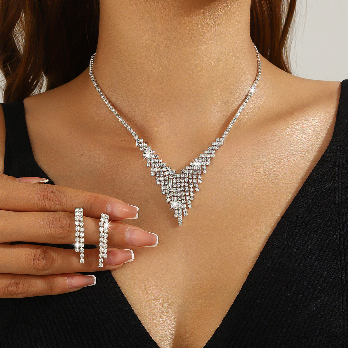 Banquet Necklace Inspired by Rhinestone