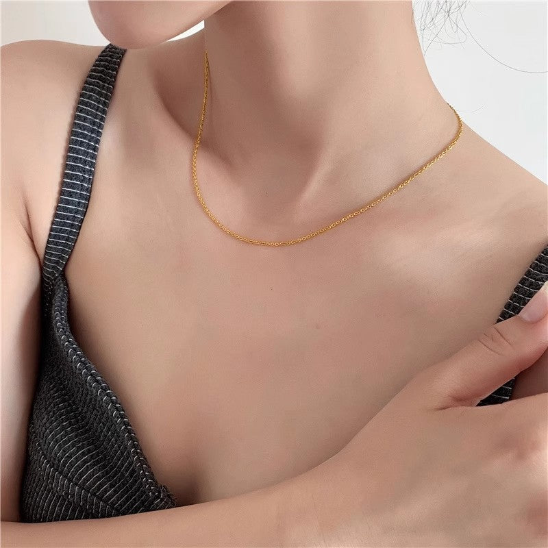 Women Retro Alloy Layered Clavicle Necklace