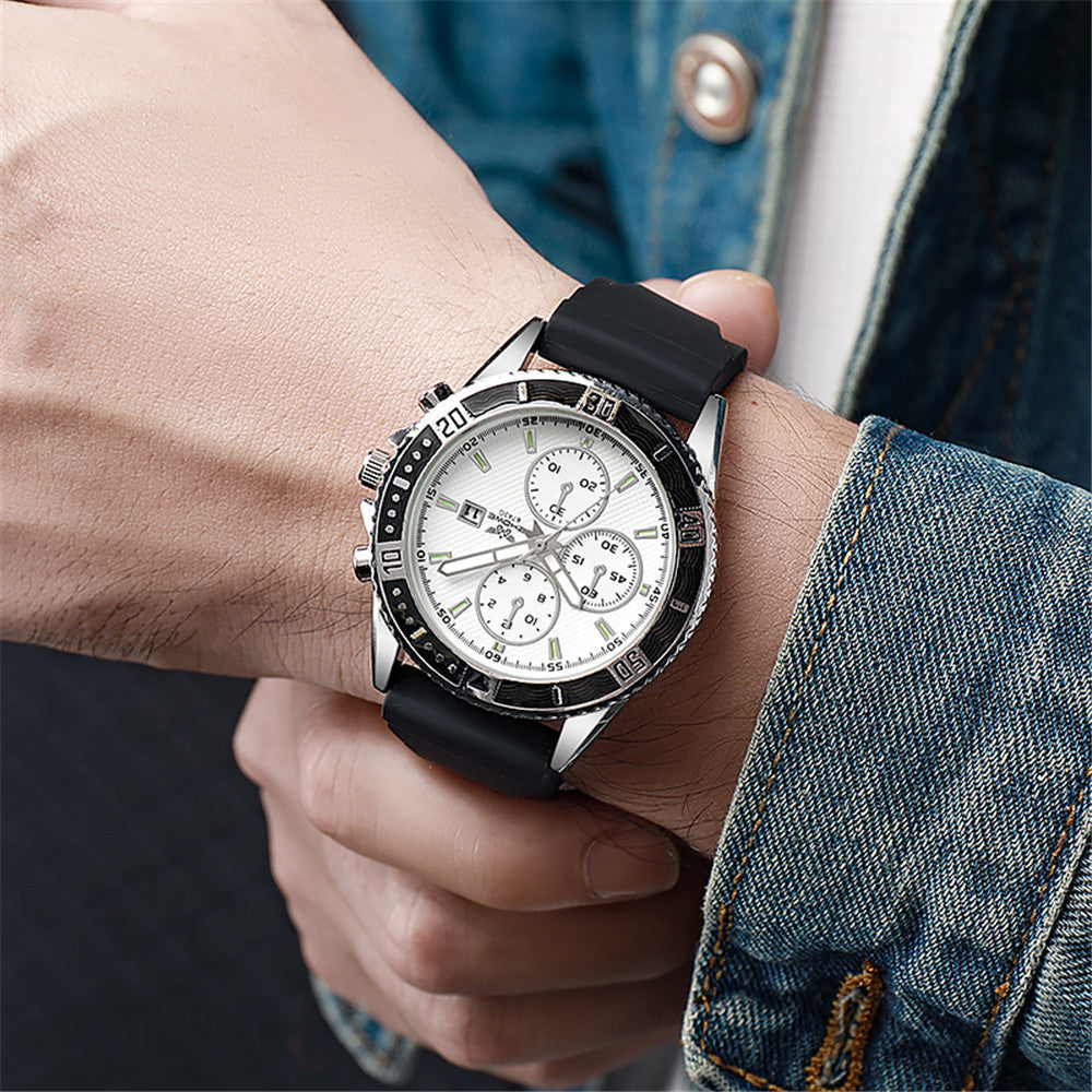 Men Quartz Watch