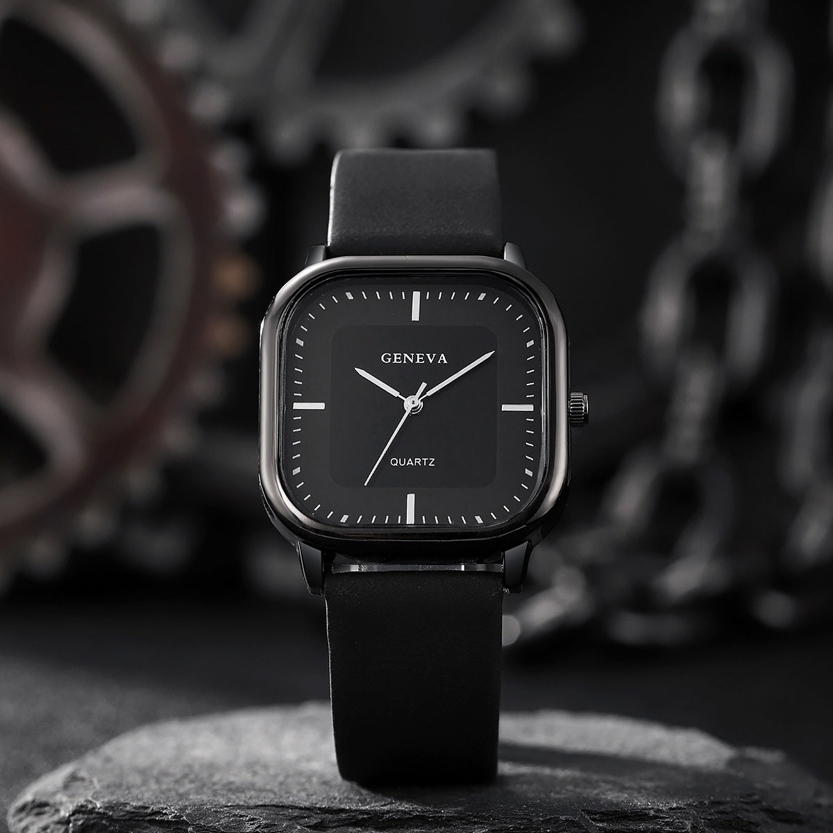 Women's Fashionable Dress Wearing Watch with Silicone Strap