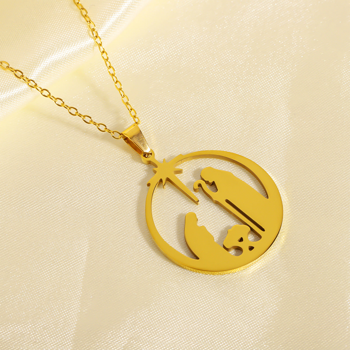 The Bethlehem Star – Polished Nativity Silhouette Pendant in Gold & Silver